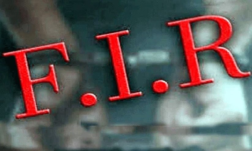 വാഹനത്തിന് സൈഡ് നൽകിയില്ലെന്നാരോപിച്ച് മർദനം: പാസ്റ്റർക്കും മകനുമെതിരെ കേസെടുത്തു