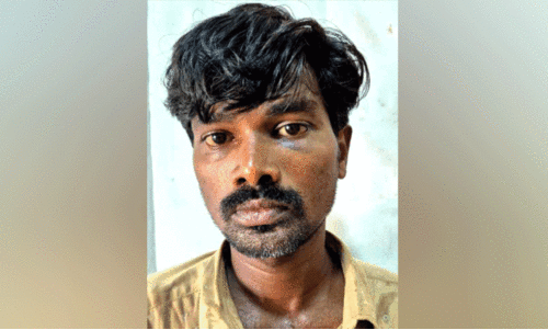 വിളിക്കാൻ വാങ്ങിയ മൊബൈലുമായി കടന്ന യുവാവ് പിടിയിൽ