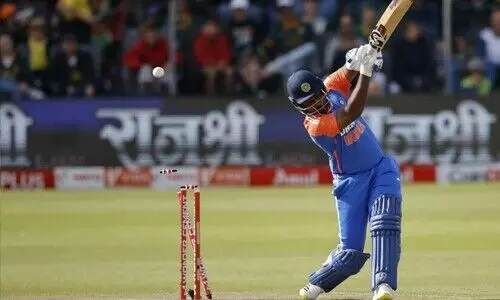 തുടർച്ചയായ സെഞ്ച്വറികൾക്ക് പിന്നാലെ ഡക്ക്; നാണക്കേടിന്റെ പുതിയ റെക്കോഡും സഞ്ജുവിന്