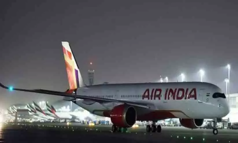 ഹിന്ദുക്കൾക്കും സിഖുകാർക്കും ഇനിമുതൽ ഹലാൽ ഭക്ഷണം വിളമ്പില്ലെന്ന് എയർ ഇന്ത്യ