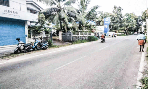 മു​ന്ന​റി​യി​പ്പ് ബോ​ർ​ഡെ​ങ്കി​ലും സ്ഥാ​പി​ച്ചു​കൂടെ...?