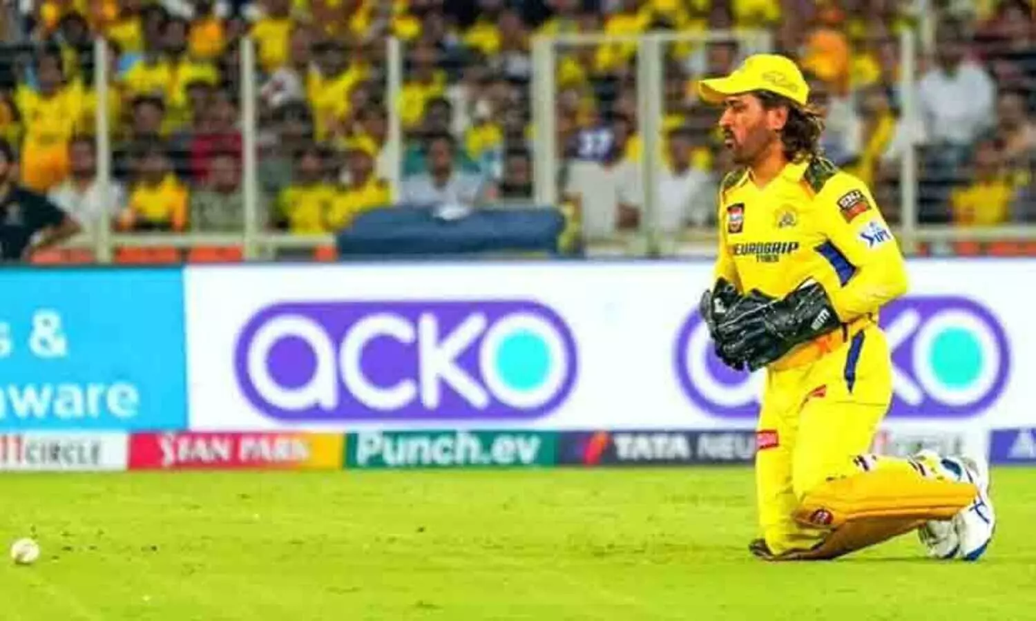 ധോണിക്ക്  കളിക്കുന്ന സമയത്തോളം കളിക്കാം, അദ്ദേഹം എടുക്കുന്ന തീരുമാനം ശരിയാണ്; ധോണിയെ പുകഴ്ത്തി സൂപ്പർ കിങ്സ് സിഇഓ