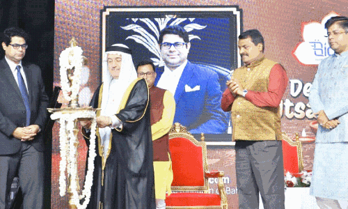 ദീ​പാ​വ​ലി ഉ​ത്സ​വ്‌ 2024