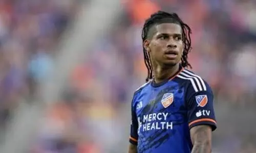 എക്വഡോർ താരം മാർകോ അൻഗുലോ വിടവാങ്ങി