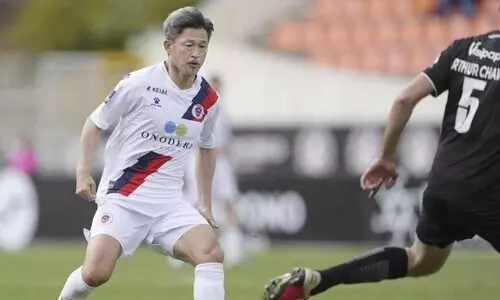 പ്രായം 58ന്റെ ചെറുപ്പം; മിയൂറക്ക് അടുത്ത സീസണിലും കളിക്കണം