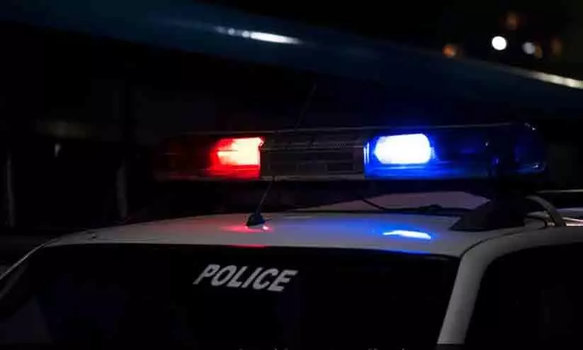 അമ്മക്ക് ചികിത്സ വൈകിച്ചു; ചെന്നൈയിൽ ഓങ്കോളജിസ്റ്റിനെ കുത്തിപ്പരിക്കേൽപിച്ച് 26കാരൻ അമ്മക്ക് ചികിത്സ വൈകിച്ചു; ചെന്നൈയിൽ ഓങ്കോളജിസ്റ്റിനെ കുത്തിപ്പരിക്കേൽപിച്ച് 26കാരൻ