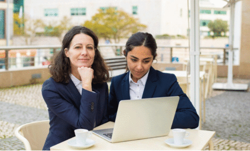 ഐ.​ഐ.​എം മും​ബൈ​യി​ൽ എം.​ബി.​എ, പി​എ​ച്ച്.​ഡി