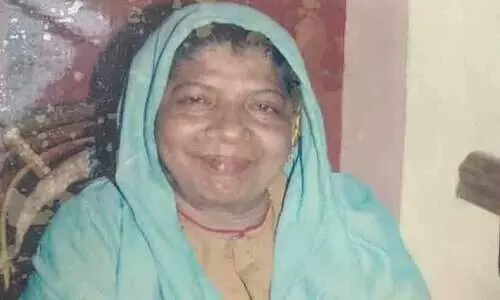 സൈനബ നിര്യാതയായി