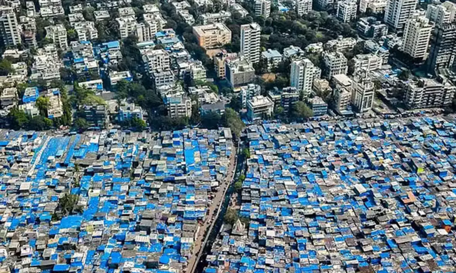അദാനിയുടെ ധാരാവി ഭൂമി കൈയേറ്റം   ബി.ജെ.പി സ്‌പോൺസർ ചെയ്യുന്നതെന്തിനെന്ന് കോൺഗ്രസ്