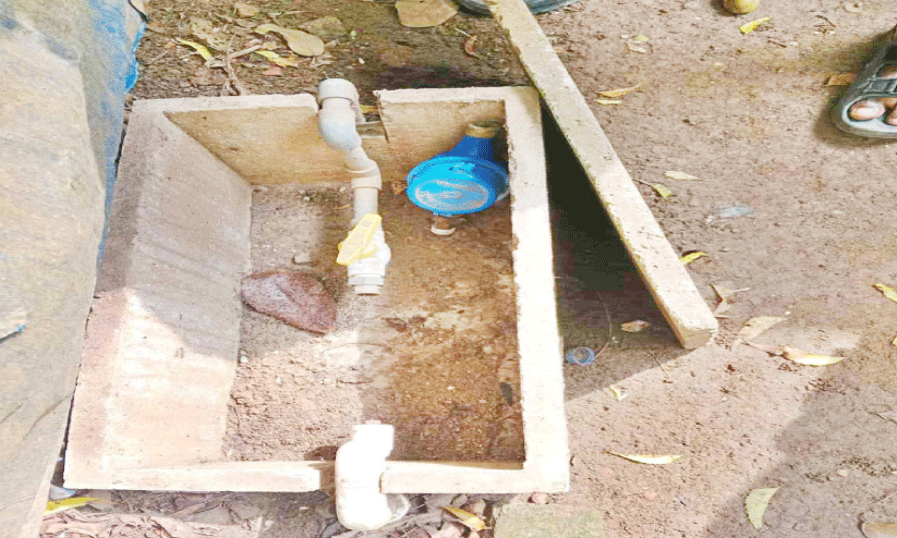 ഈ കുടുംബത്തോട് ഇതുവേണ്ടിയിരുന്നില്ല... ഈ കുടുംബത്തോട് ഇതുവേണ്ടിയിരുന്നില്ല...