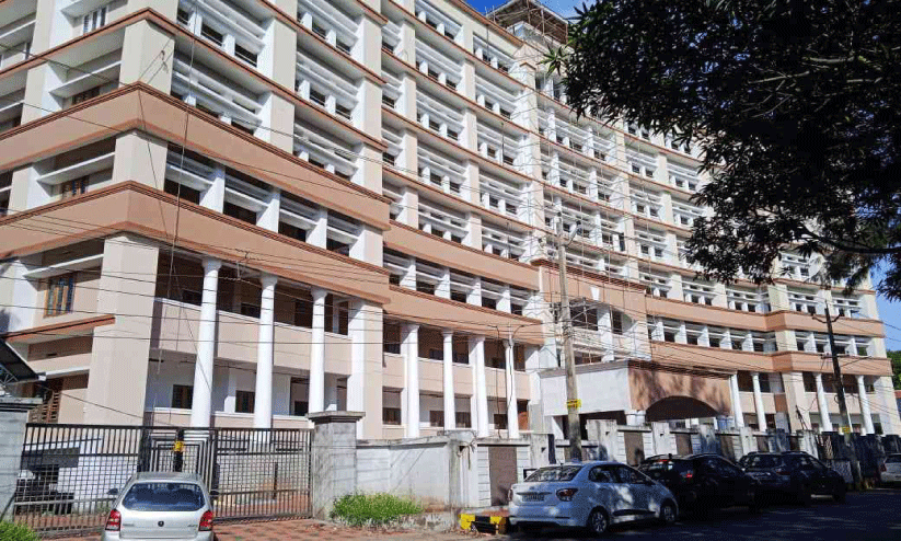 ത​ല​ശ്ശേ​രി കോ​ട​തി സ​മു​ച്ച​യം ഉ​ദ്‌​ഘാ​ട​നം ഡി​സം​ബ​റി​ൽ