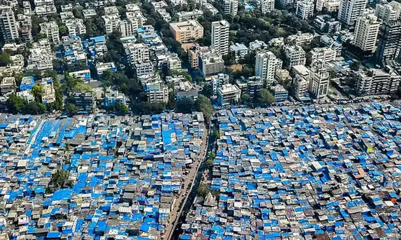 അദാനിയുടെ ധാരാവി ഭൂമി കൈയേറ്റം   ബി.ജെ.പി സ്‌പോൺസർ ചെയ്യുന്നതെന്തിനെന്ന് കോൺഗ്രസ്