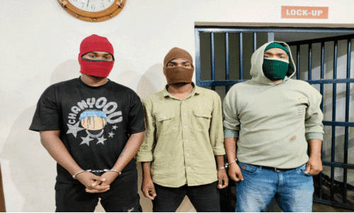 ഹ​ണി ട്രാ​പ്പ്; ഒളിവിലായിരുന്ന പ്രതികൾ അറസ്റ്റിൽ