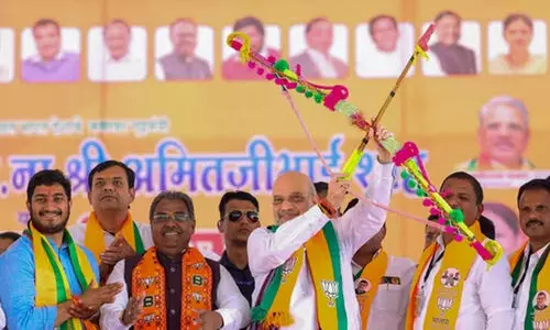 സോണിയ ഗാന്ധിയുടെ രാഹുൽ പ്ലെയിൻ ഝാർഖണ്ഡിലും തകർന്ന് വീഴും -അമിത് ഷാ സോണിയ ഗാന്ധിയുടെ രാഹുൽ പ്ലെയിൻ ഝാർഖണ്ഡിലും തകർന്ന് വീഴും -അമിത് ഷാ