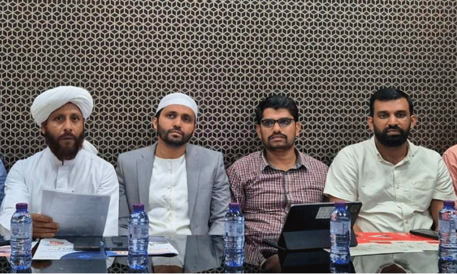 സാ​ഹി​ത്യോ​ത്സ​വ്