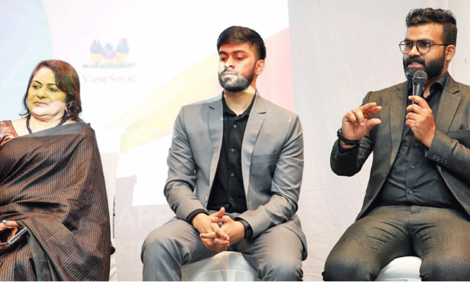 ശി​ൽ​പ​ശാ​ല​