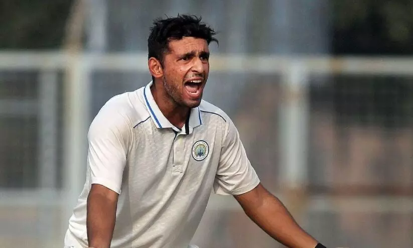 പത്തിൽ പത്തും പിഴുത് അൻഷുൽ കാംബോജ്; അപൂർവ നേട്ടം സ്വന്തമാക്കുന്ന മൂന്നാമത്തെ ബൗളർ, നേട്ടം കേരളത്തിനെതിരെ പത്തിൽ പത്തും പിഴുത് അൻഷുൽ കാംബോജ്; അപൂർവ നേട്ടം സ്വന്തമാക്കുന്ന മൂന്നാമത്തെ ബൗളർ, നേട്ടം കേരളത്തിനെതിരെ