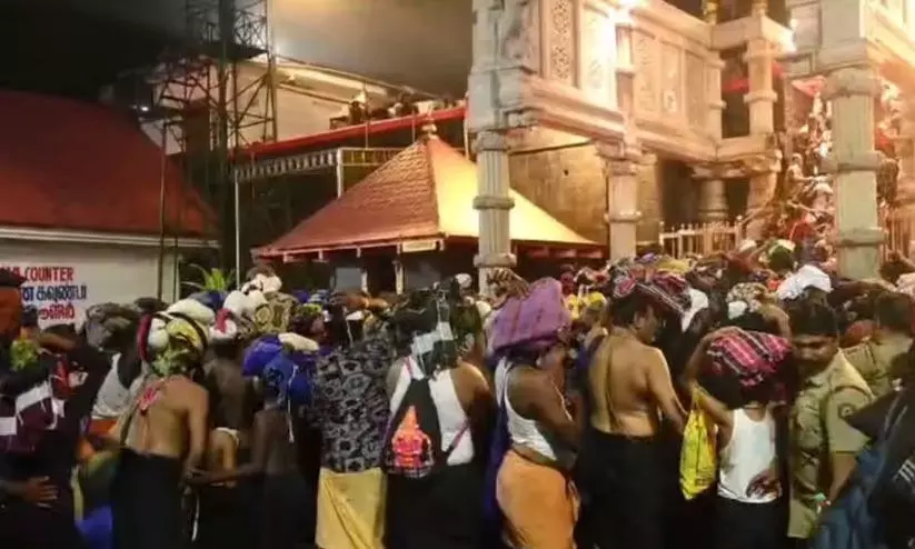 ശബരിമലയിൽ സൗജന്യ വൈഫൈ സൗകര്യമൊരുക്കി ബി.എസ്.എൻ.എൽ ശബരിമലയിൽ സൗജന്യ വൈഫൈ സൗകര്യമൊരുക്കി ബി.എസ്.എൻ.എൽ