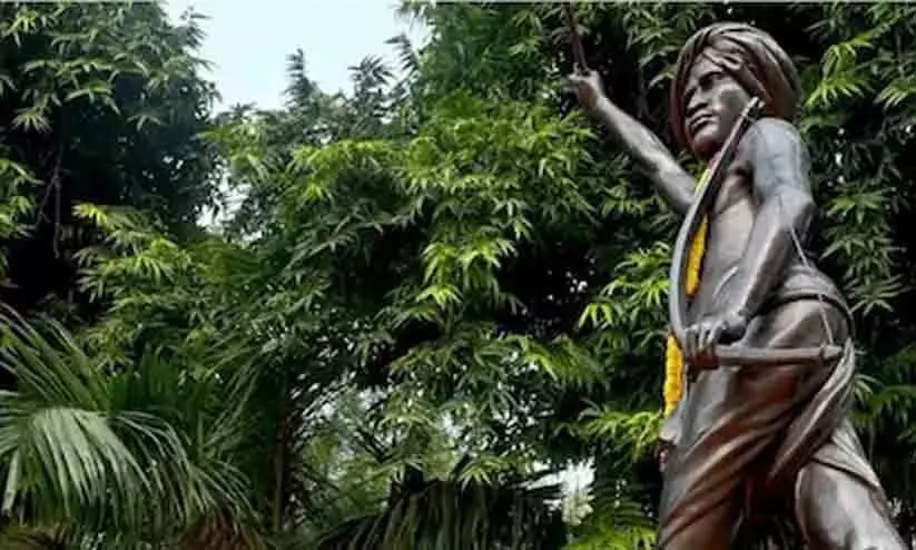 ഡൽഹിയിലെ സാറെയ് കാലെ ഖാൻ ചൗക്ക് ഇനി മുതൽ ബിർസ മുണ്ട ചൗക്ക് ഡൽഹിയിലെ സാറെയ് കാലെ ഖാൻ ചൗക്ക് ഇനി മുതൽ ബിർസ മുണ്ട ചൗക്ക്