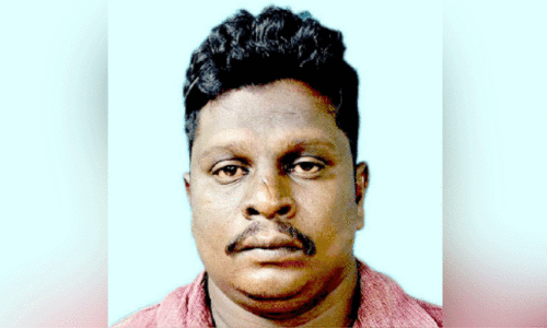 വ്യാ​ജ മ​ദ്യം വി​റ്റ യു​വാ​വ്​ പി​ടി​യി​ൽ