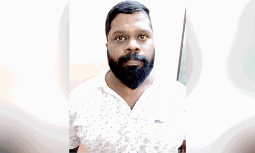സുഹൃത്തിനെ കുത്തിക്കൊലപ്പെടുത്താൻ ശ്രമിച്ച കേസിലെ പ്രതി അറസ്റ്റിൽ