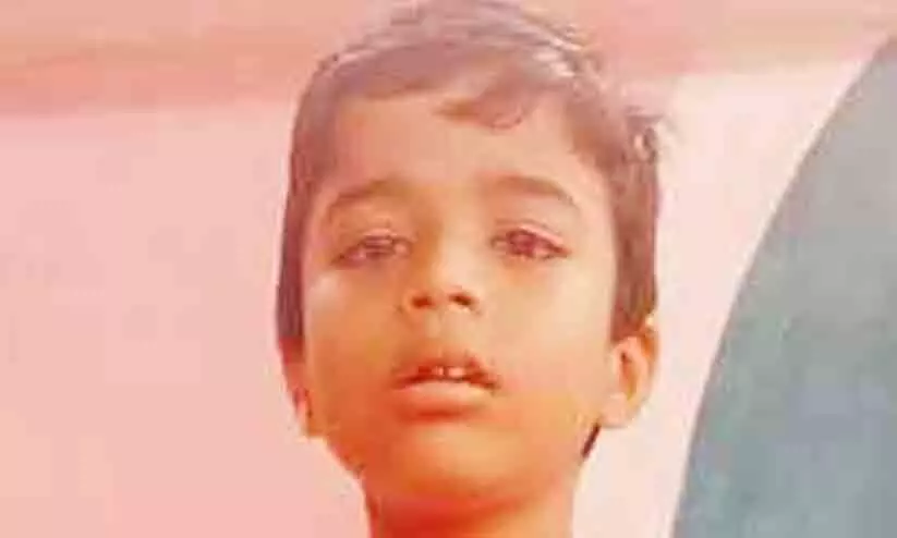 ചികിത്സക്കെത്തിയ കുട്ടി കിണറ്റില് വീണ് മരിച്ചു ചികിത്സക്കെത്തിയ കുട്ടി കിണറ്റില് വീണ് മരിച്ചു