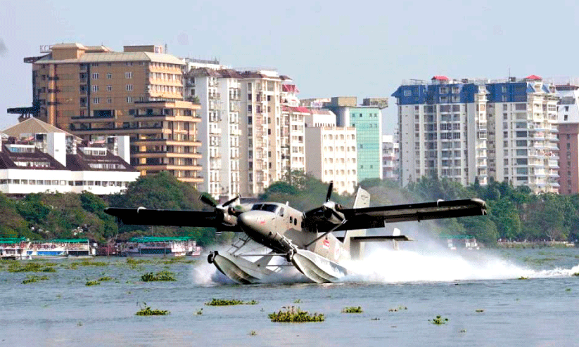 പ്രതീക്ഷയു​ടെ ചിറകിലേറി ജലവിമാനം