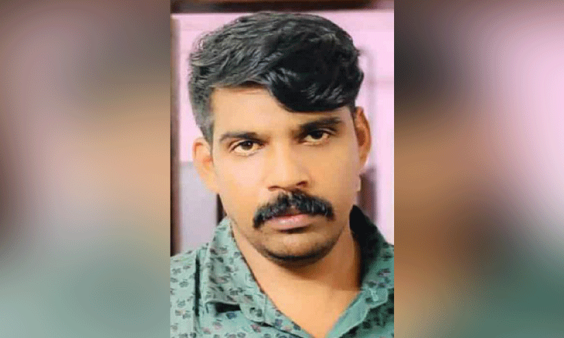 യുവാവിനെ ആക്രമിച്ച് പണവും ഫോണും തട്ടിയെടുത്ത കേസിൽ ഒരാൾകൂടി പിടിയിൽ