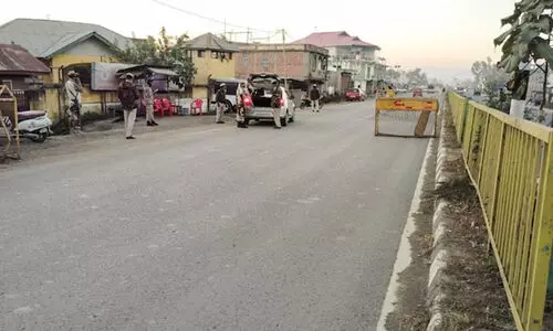 മണിപ്പൂരിൽ ​സംഘർഷത്തിനിടെ ഒരാൾ കൂടി കൊല്ലപ്പെട്ടു; ബി.ജെ.പി, കോൺഗ്രസ് ഓഫീസുകൾക്ക് തീയിട്ട് പ്രതിഷേധക്കാർ
