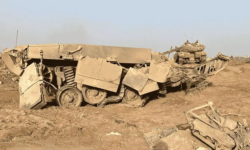 ഇസ്രായേലിന്റെ ‘മെർകാവ’ യുദ്ധ ടാങ്ക് ഗസ്സയിൽ സ്ഫോടനത്തിൽ തകർന്നതായി റിപ്പോർട്ട് ഇസ്രായേലിന്റെ ‘മെർകാവ’ യുദ്ധ ടാങ്ക് ഗസ്സയിൽ സ്ഫോടനത്തിൽ തകർന്നതായി റിപ്പോർട്ട്