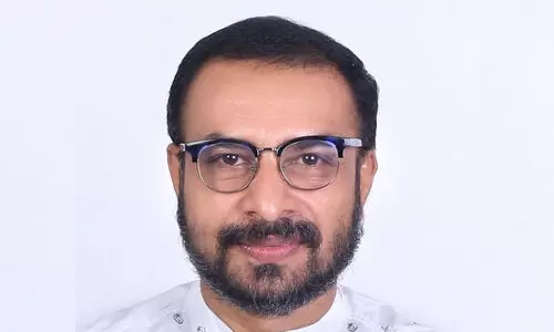 അമേരിക്കൻ ആർട്ട് ലവേഴ്സ് പ്രഥമ തീയട്രോൺ പുരസ്കാരം ഡോ.പ്രമോദ് പയ്യന്നൂരിന്