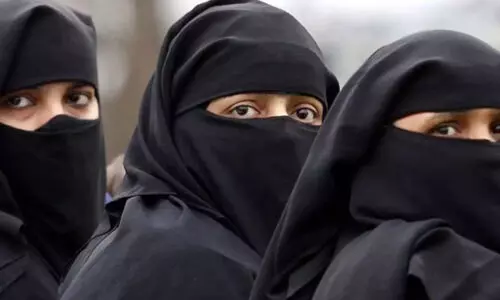 ‘മുസ്ലിം സ്ത്രീ വോട്ടർമാരുടെ ബുർഖ അഴിച്ചുമാറ്റി പരിശോധിക്കുന്നു’; യു.പി പൊലീസിനെതിരെ എസ്.പി; തെരഞ്ഞെടുപ്പ് കമീഷന് കത്തെഴുതി