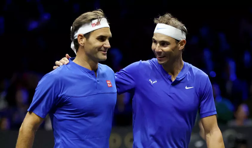 റഫ, കേൾക്കുന്നുണ്ടോ എന്റെ കൈയടികൾ; നദാലിന്റെ വിരമിക്കലിൽ വികാരാധീനനായി ഫെഡററുടെ കുറിപ്പ്