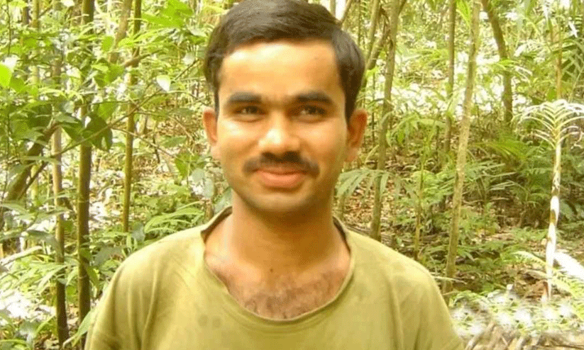 വി​ക്ര​മും സം​ഘ​വും സേ​ന​യെ വെ​ട്ടി​ച്ച് കു​ട​ക്, ദ​ക്ഷി​ണ ക​ന്ന​ട വ​ന​ങ്ങ​ൾ താ​ണ്ടി