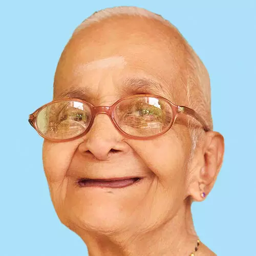 ഇ​ന്ദി​ര വ​ർ​മ