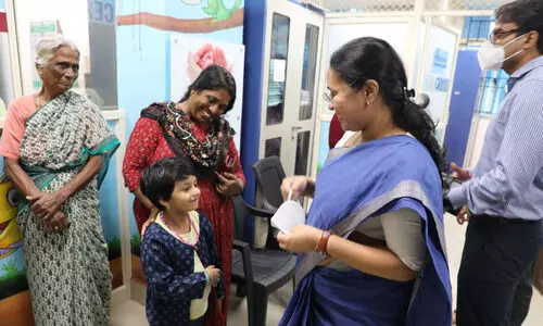 തൈക്കാട് സ്ത്രീകളുടേയും കുട്ടികളുടേയും ആശുപത്രിയില്‍ അപ്രതീക്ഷിത സന്ദര്‍ശനം നടത്തി വീണ ജോര്‍ജ്