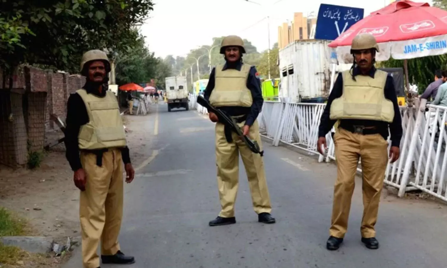 പാ​കി​സ്താ​നി​ൽ തീ​വ്ര​വാ​ദി ആ​ക്ര​മ​ണം; 50 മ​ര​ണം