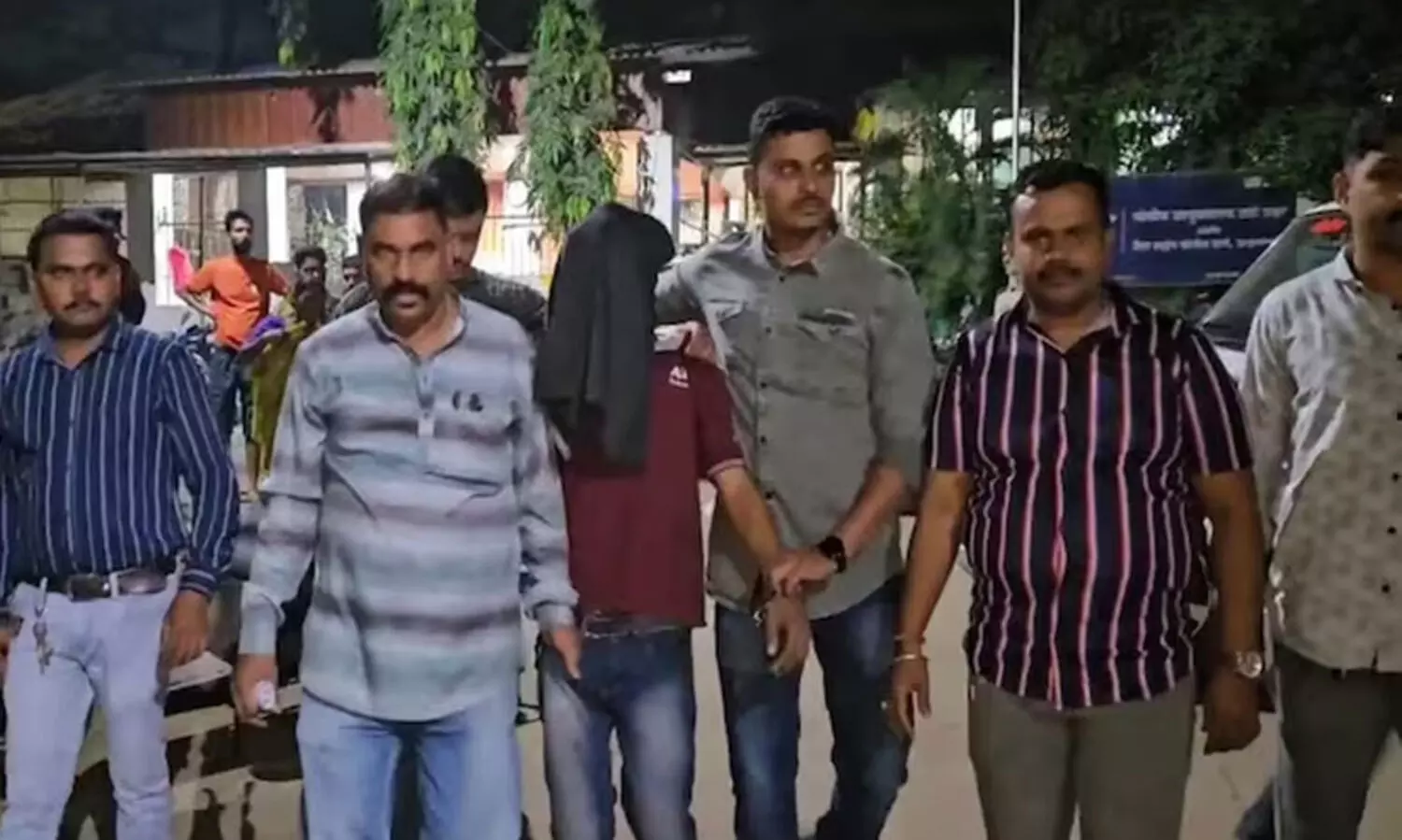 തമാശക്ക് തല്ലിയതിനെ തുടർന്ന് പിഞ്ചുകുഞ്ഞ് മരിച്ചു; മൃതദേഹം കത്തിച്ച് കുറ്റിക്കാട്ടിൽ തള്ളിയ മാതൃസഹോദരൻ അറസ്റ്റിൽ