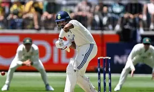 എങ്ങനെയോ ടച്ചിലെത്തിയപ്പോൾ രാഹുലിന് തേർഡ് അമ്പയർ വക പണി! ആസ്ട്രേലിയൻ ക്രിക്കറ്റിന് നേരെ വിമർശനം