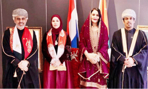 ഒ​മാ​ൻ എം​ബ​സി​ക​ളി​ൽ മൂ​വ​ർ​ണ​ത്തി​ള​ക്ക​ത്തി​ൽ ദേ​ശീ​യ ദി​നാ​ഘോ​ഷം