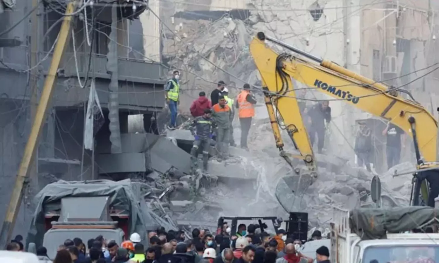 വൻ വ്യോമാക്രമണത്തിൽ ബെയ്റൂത്തിലെ താമസ സമുച്ചയം തകർത്ത് ഇസ്രായേൽ