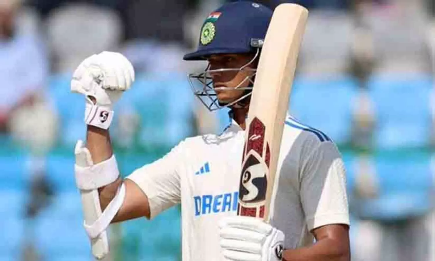 തീയായി ജയ്സ്വാൾ! അടിച്ച അടിയിൽ വീണത് മക്കല്ലത്തിന്‍റെ പത്ത് വർഷത്തെ റെക്കോഡ്