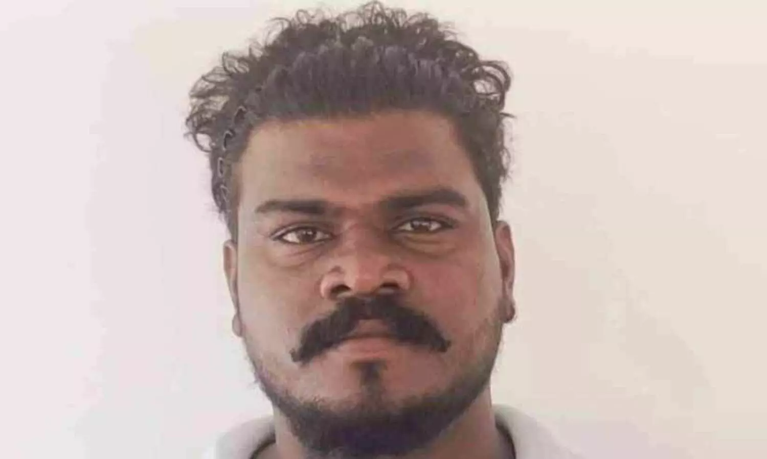 കാപ്പ ചുമത്തി യുവാവിനെ നാട് കടത്തി