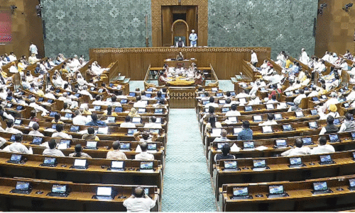 പാർലമെന്റ് സമ്മേളനത്തിന് തിങ്കളാഴ്ച തുടക്കം