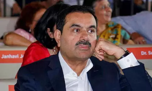 കൈക്കൂലി കേസിൽ അദാനിക്കും അനന്തരവൻ   സാഗറിനും സമൻസ് അയച്ച് യു.എസ് മാർക്കറ്റ് റെഗുലേറ്റർ;   21 ദിവസത്തിനുള്ളിൽ മറുപടി ബോധിപ്പിക്കണം