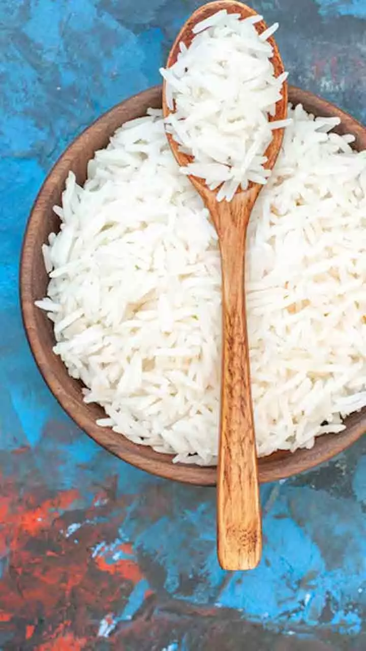 ഫ്രിഡ്ജിൽ വെച്ച ചോറ് കളയല്ലേ; ഏറെ ആരോഗ്യപ്രദമെന്ന് വിദഗ്ധർ