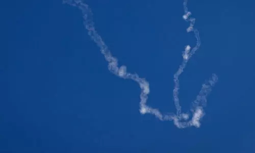 ഇസ്രായേലിന് നേരെ ലെബനാനിൽ നിന്ന് റോക്കറ്റാക്രമണം; ആറ് റോക്കറ്റുകൾ എത്തിയെന്ന് പ്രതിരോധസേന