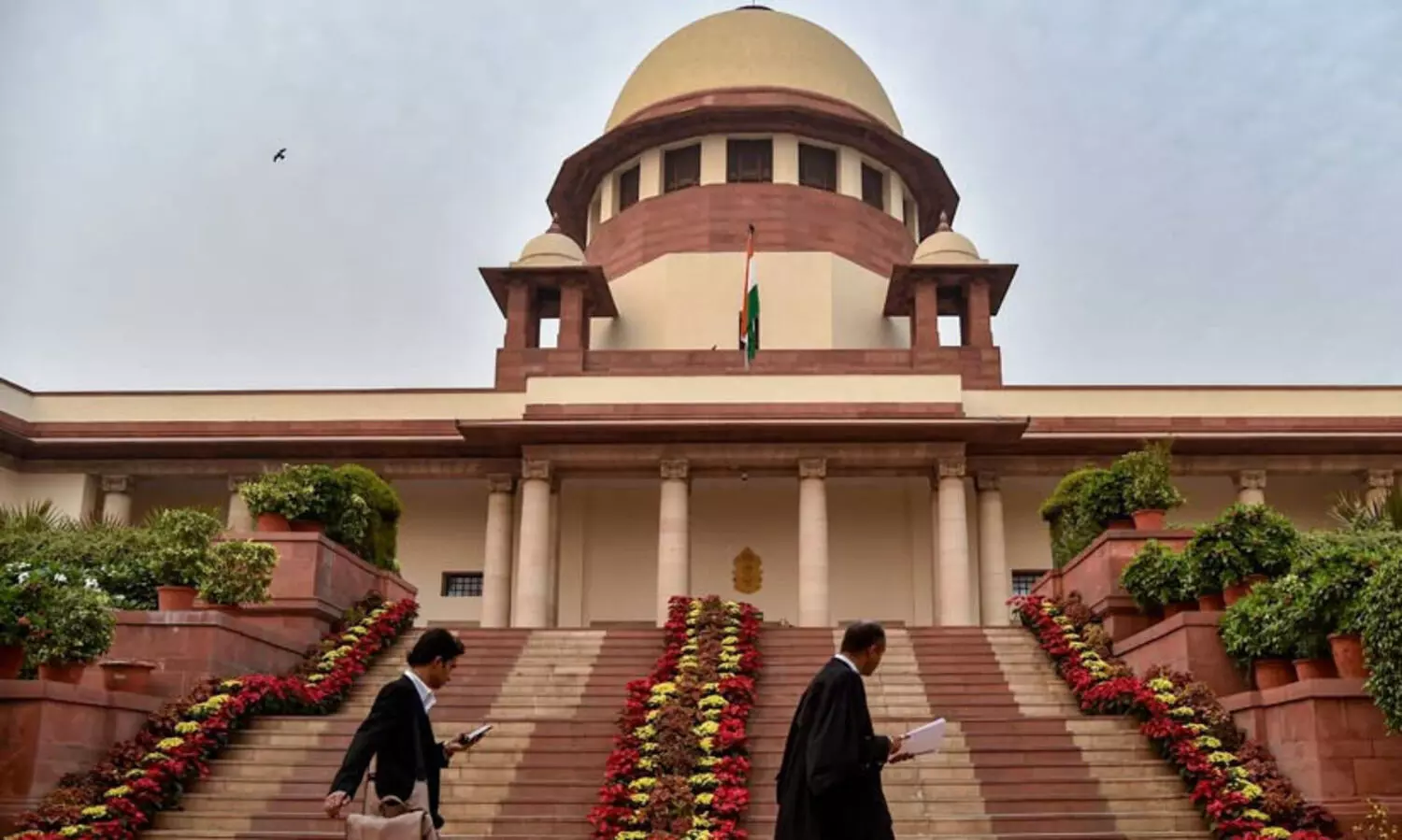 ഭരണഘടനയുടെ ആമുഖത്തിലെ ‘സോഷ്യലിസ്റ്റ്’, ‘സെക്കുലർ’ പദങ്ങളെ ചോദ്യം ചെയ്ത ഹരജികൾ സുപ്രീംകോടതി തള്ളി