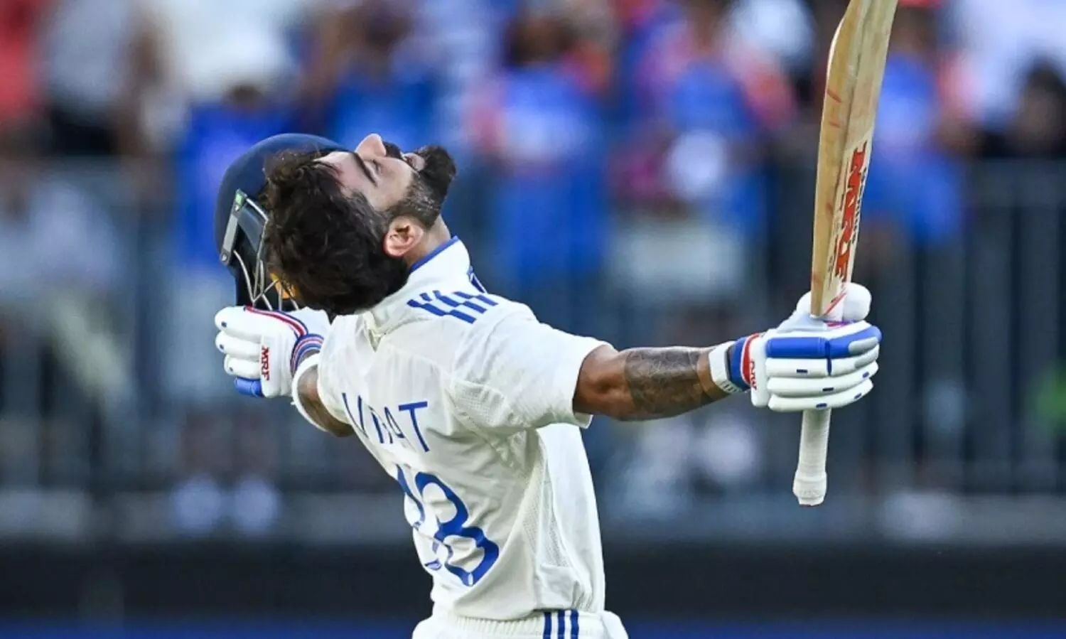 ‘റൺ മെഷീൻ’ ഇനിയും പ്രവർത്തിക്കും; സചിനെയും പിന്നിലാക്കി കോഹ്‌ലിയുടെ സെഞ്ച്വറി നേട്ടം