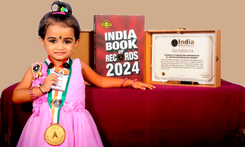 നാട്യമുദ്രകൾ പൊന്നുപോലെ ഭദ്രമാക്കി ധ്വനി